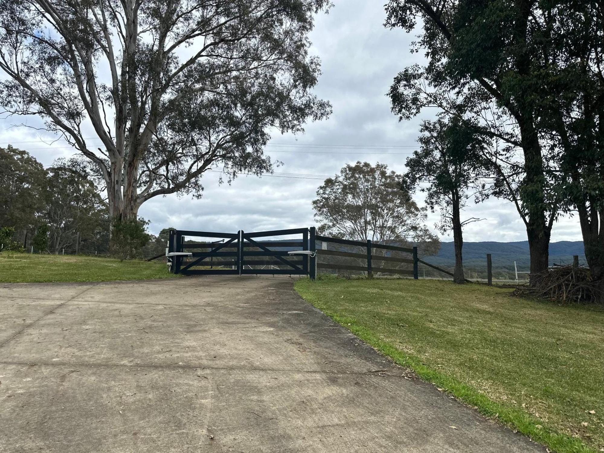 Blueberry Hills On Comleroy Farmstay - Self-Contained Cottages Kurrajong المظهر الخارجي الصورة